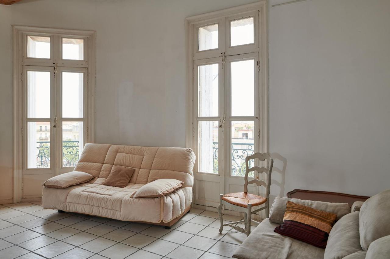 Grand Appartement Au Coeur De سُت المظهر الخارجي الصورة