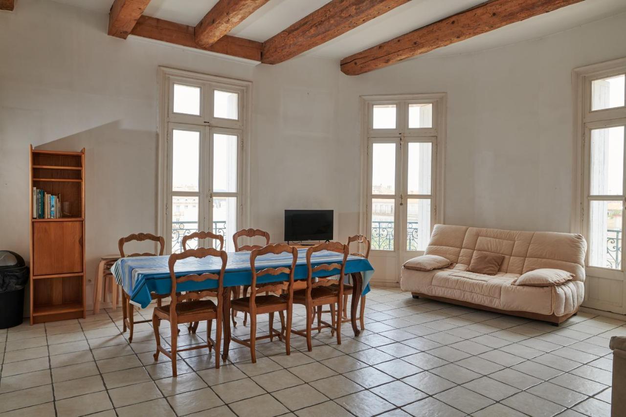 Grand Appartement Au Coeur De سُت المظهر الخارجي الصورة