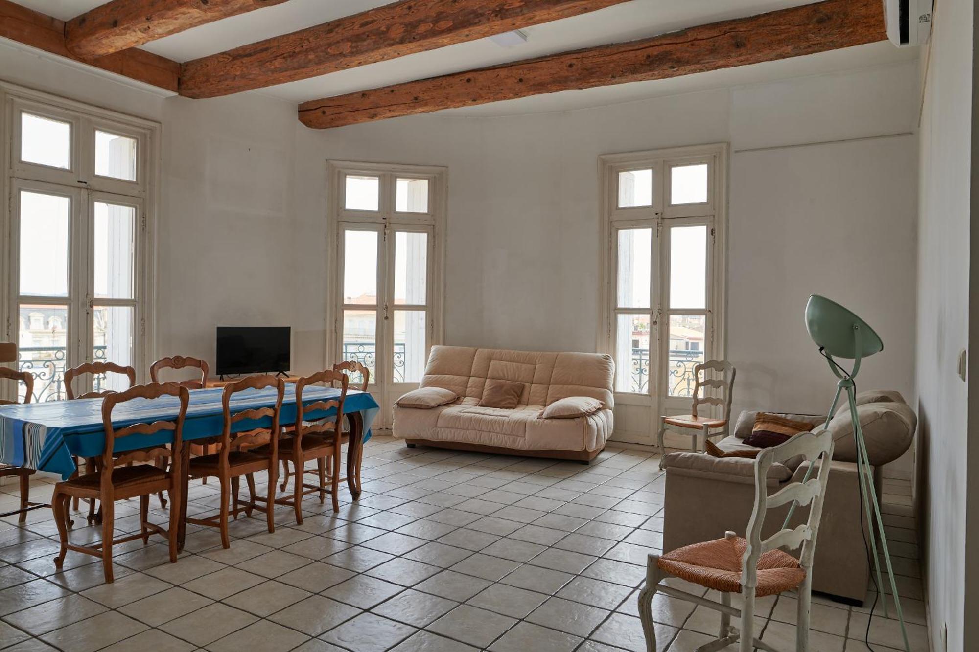 Grand Appartement Au Coeur De سُت المظهر الخارجي الصورة